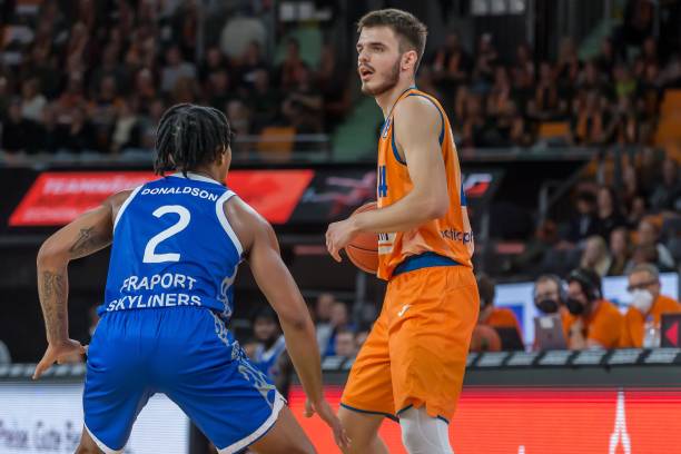 他早上给我 他早上给我