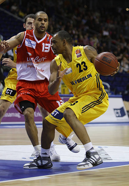 14次助攻 14次助攻