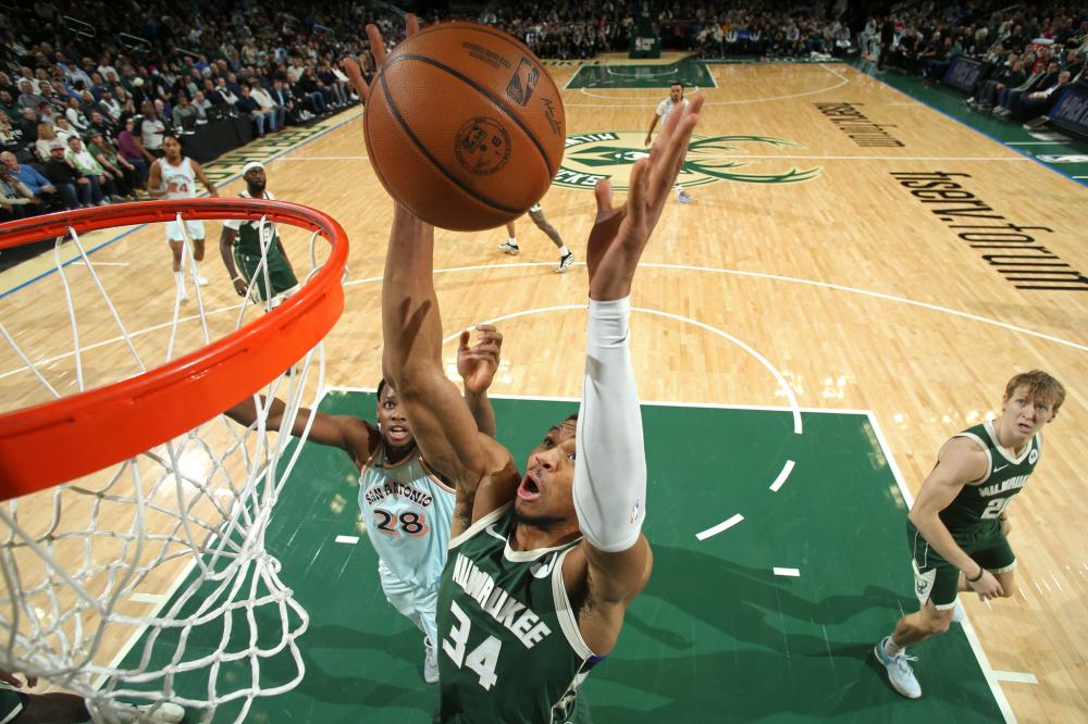 表现令人叹 表现令人叹